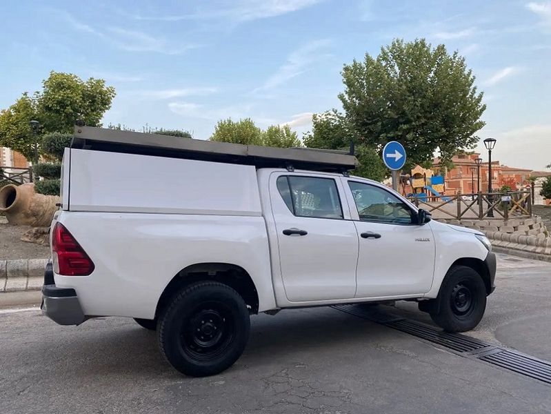 Toyota Hilux • 2019 • 189,000 km 4