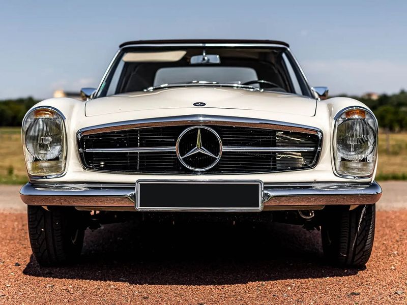 Mercedes-Benz SL • 1965 • 45,000 km 4