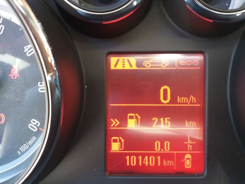 Opel Astra • 2014 • 102,356 km 4