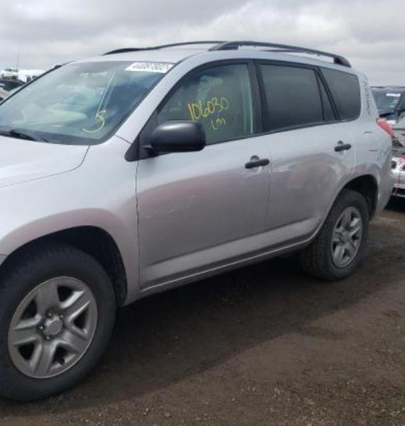 Toyota RAV4 • 2005 • 50,000 km 2