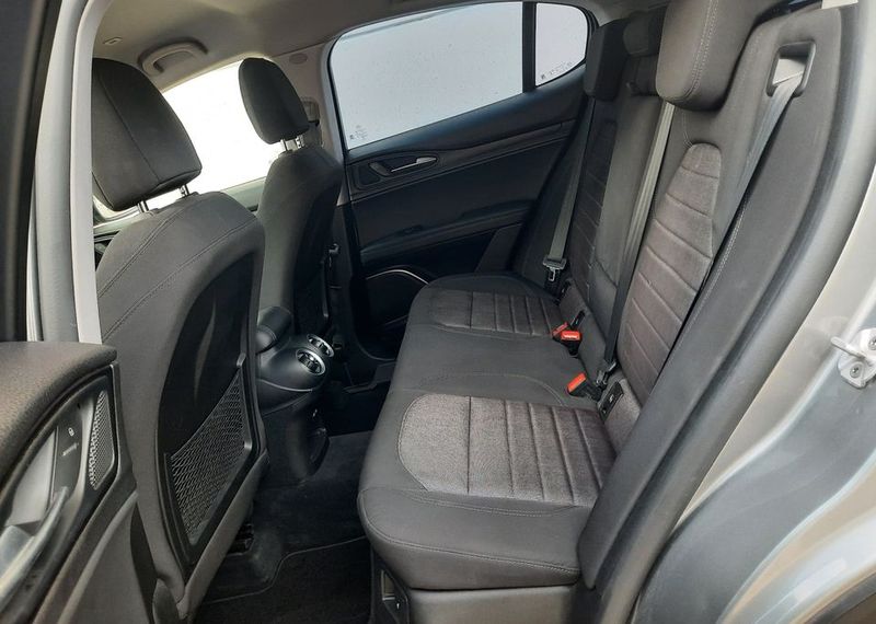 Alfa Romeo Stelvio • 2017 • 207,000 km 6
