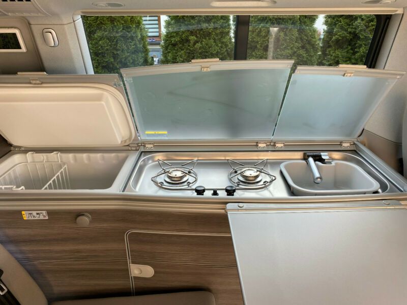 Volkswagen California • 2018 • 39,000 km 4