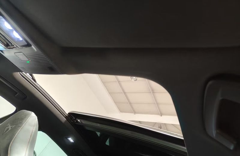 Seat Leon • 2023 • 25,004 km 7