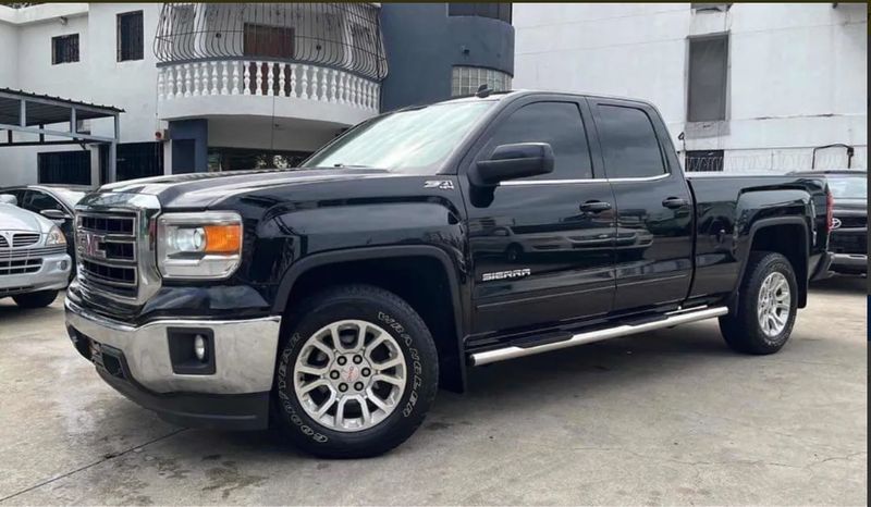 GMC Sierra 1500 • 2014 • 100,000 km 10
