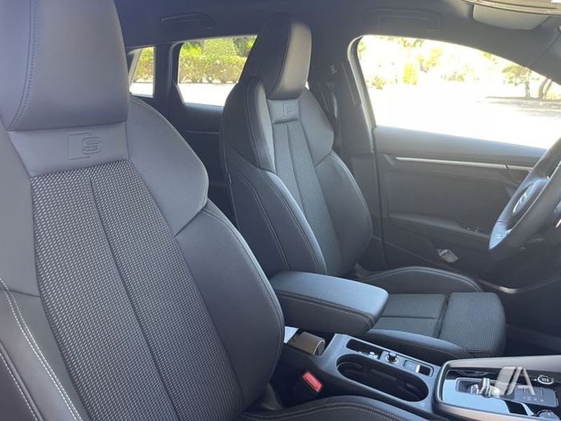 Audi A3 Sportback • 2024 • 12,900 km 2