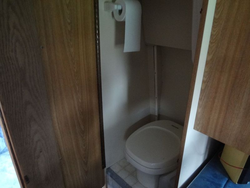 Dodge Sprinter Cargo • 1996 • 150,000 km 18