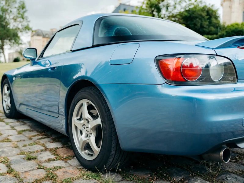 Honda S2000 • 2003 • 78,000 km 8