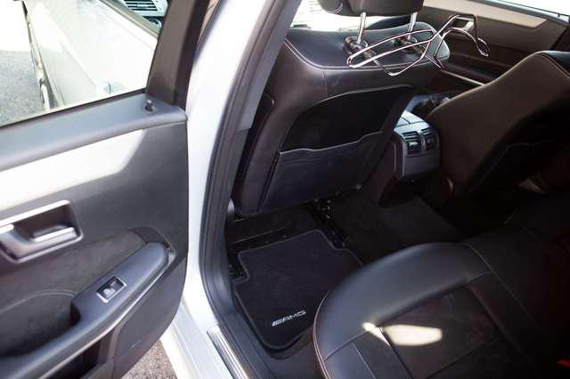 Mercedes-Benz E • 2014 • 105,000 km 4