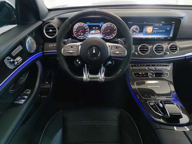 Mercedes-Benz E • 2020 • 44,500 km 10