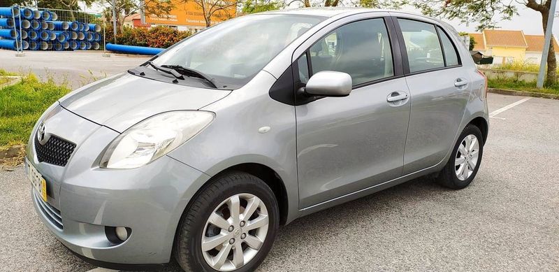Toyota Yaris • 2008 • 169,000 km 2