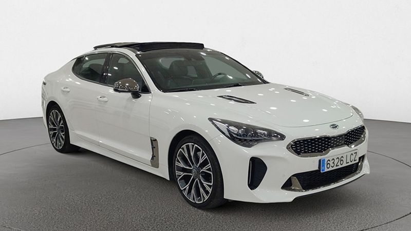 Kia Stinger • 2019 • 57,147 km 2
