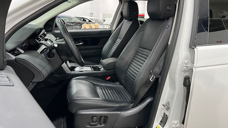 Land Rover Discovery Sport • 2022 • 78,450 km 10