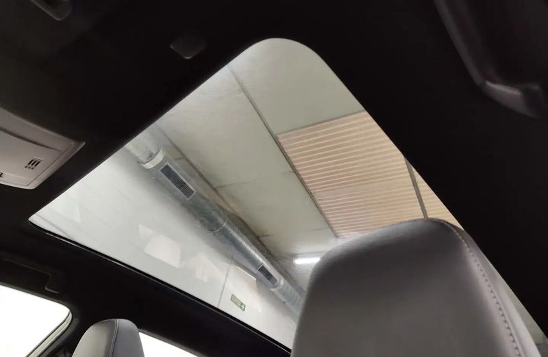 Lexus NX • 2021 • 38,195 km 6