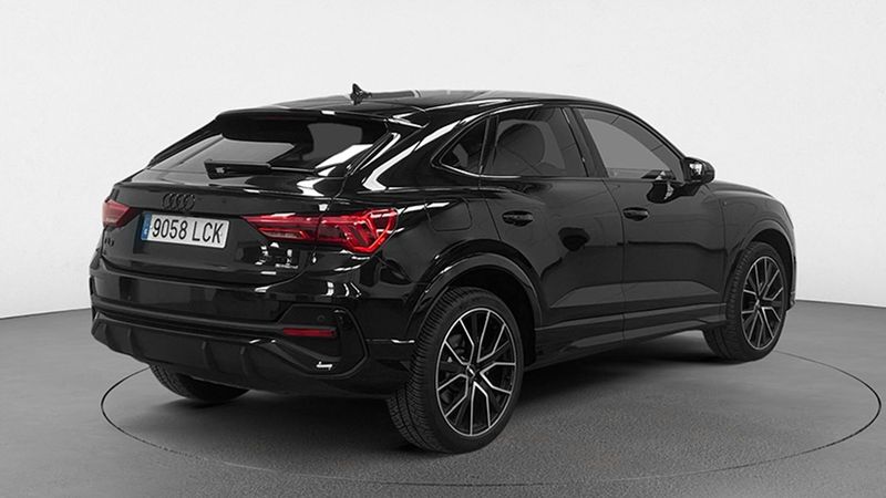 Audi Q3 • 2019 • 106,564 km 4