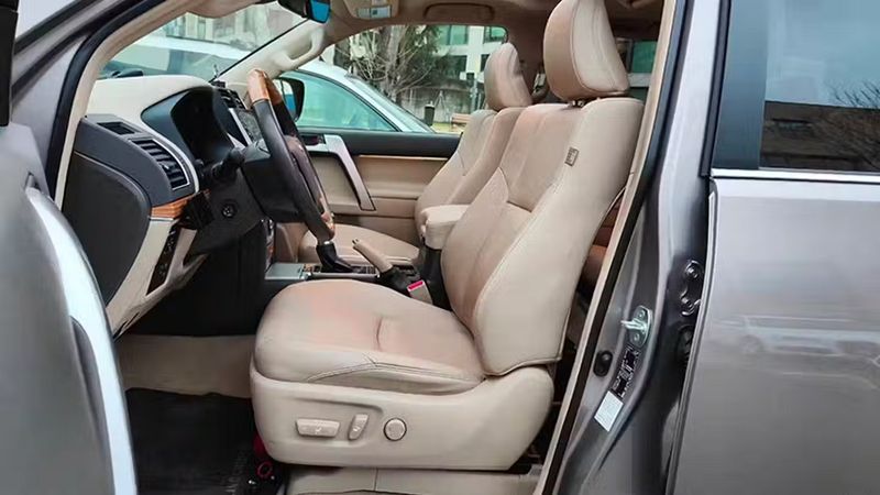 Toyota Land Cruiser • 2022 • 116,987 km 14