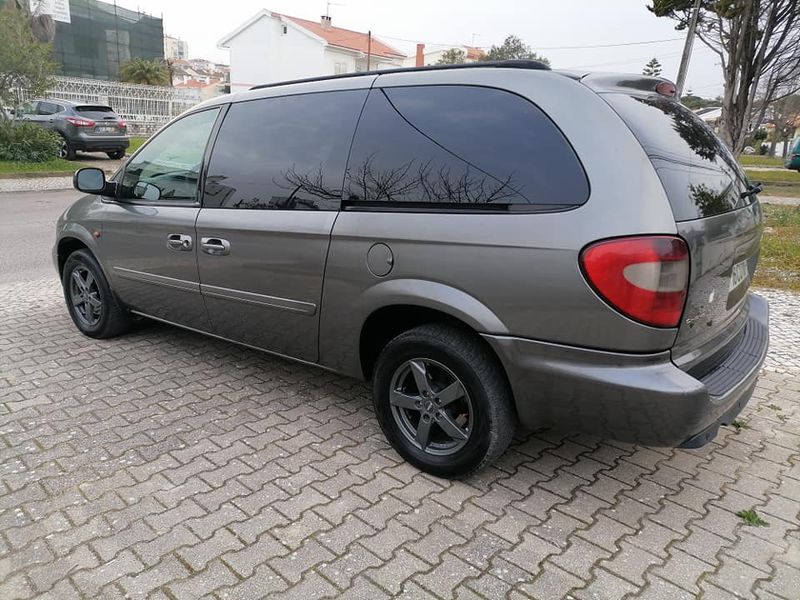 Chrysler Grand Voyager • 2009 • 89,000 km 2