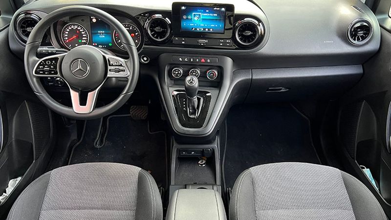 Mercedes-Benz Sprinter • 2022 • 12,238 km 5