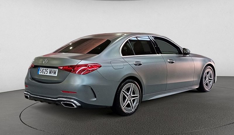 Mercedes-Benz C-Class • 2023 • 39,000 km 4