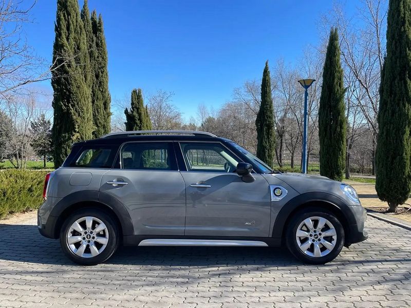 MINI Cooper Countryman • 2020 • 147,000 km 4