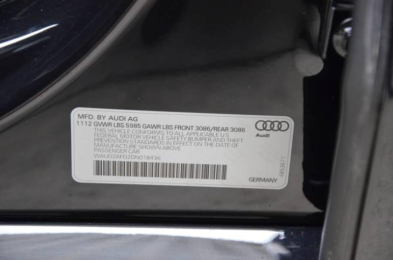 Audi S8 • 2013 • 15,000 km 26