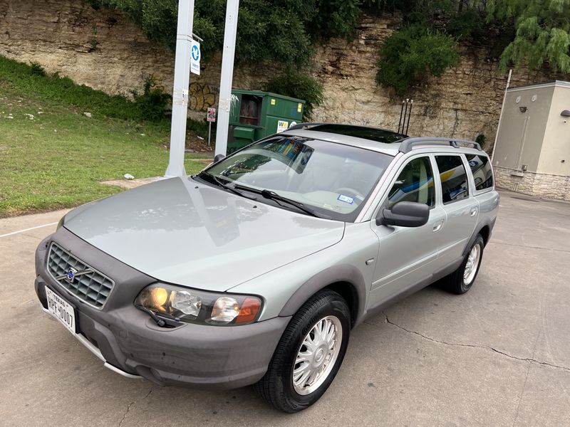 Volvo S60 • 2004 • 134,000 mi 7
