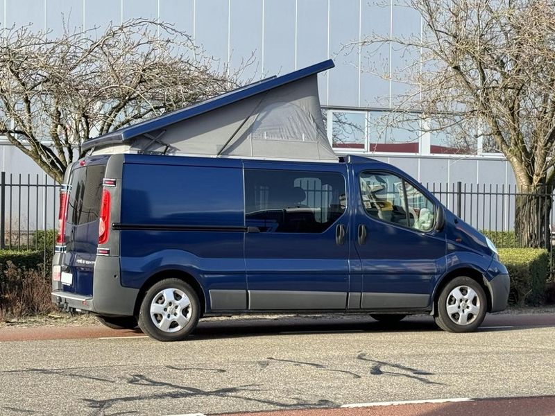 Opel Vivaro • 2013 • 183,000 km 3