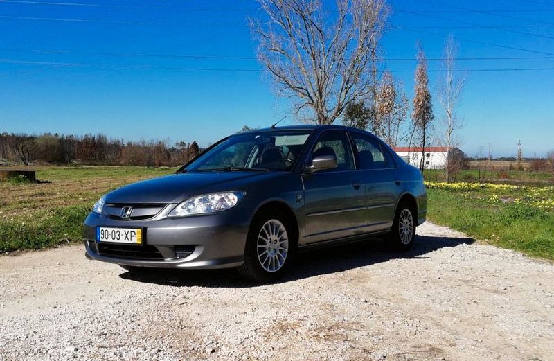 Honda Civic • 2006 • 150,000 km 1