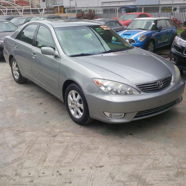 Toyota Camry • 2005 • 55 km 4