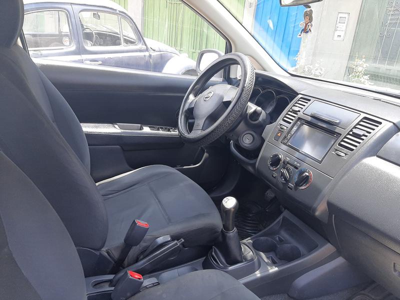 Nissan Tiida • 2014 • 152,000 km 4