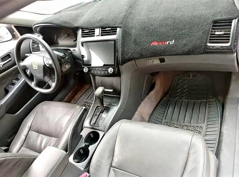 Honda Accord • 2005 • 5,000 km 3
