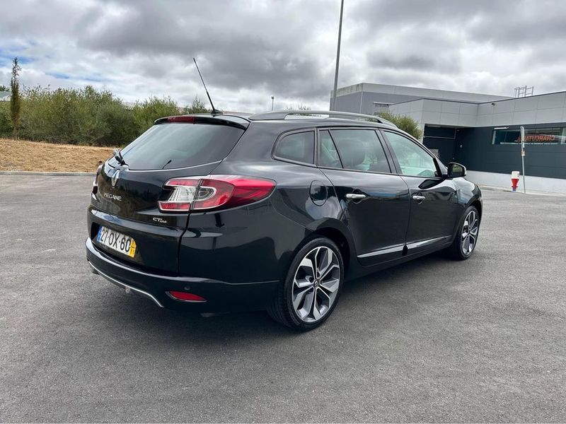 Renault Mégane Grandtour • 2011 • 390,000 km 3
