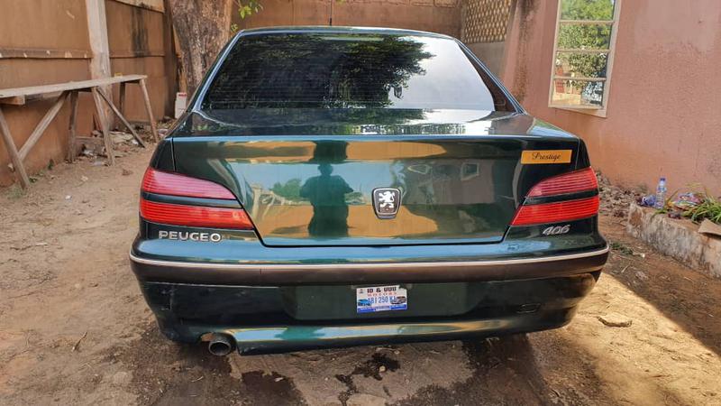 Peugeot 405 • 2004 • 167,000 km 8