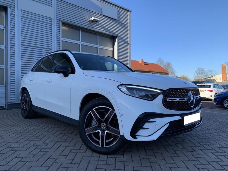 Mercedes-Benz GLC • 2023 • 74,011 km 3