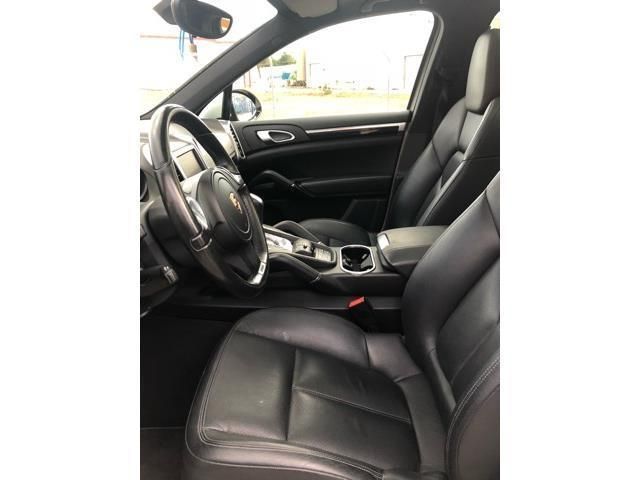 Porsche Cayenne • 2011 • 180,000 km 10