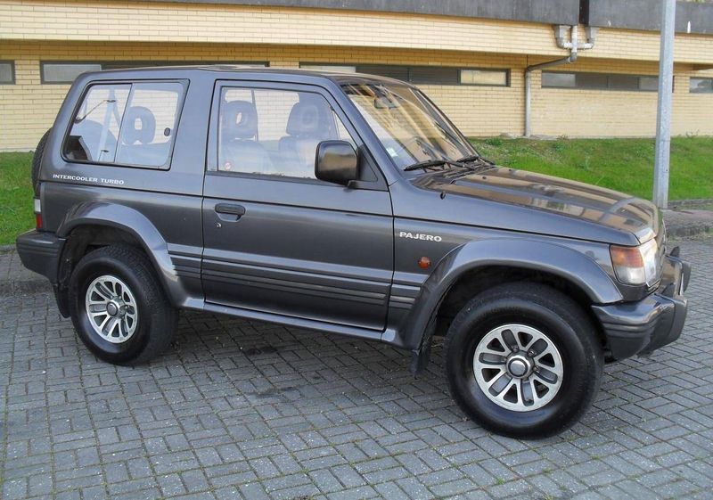 Mitsubishi Pajero • 1994 • 355,000 km 4