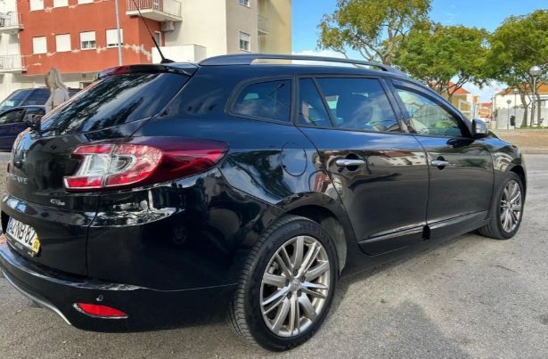 Renault Mégane • 2012 • 199,000 km 3