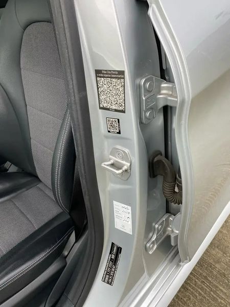 Mercedes-Benz C • 2015 • 148,000 km 8