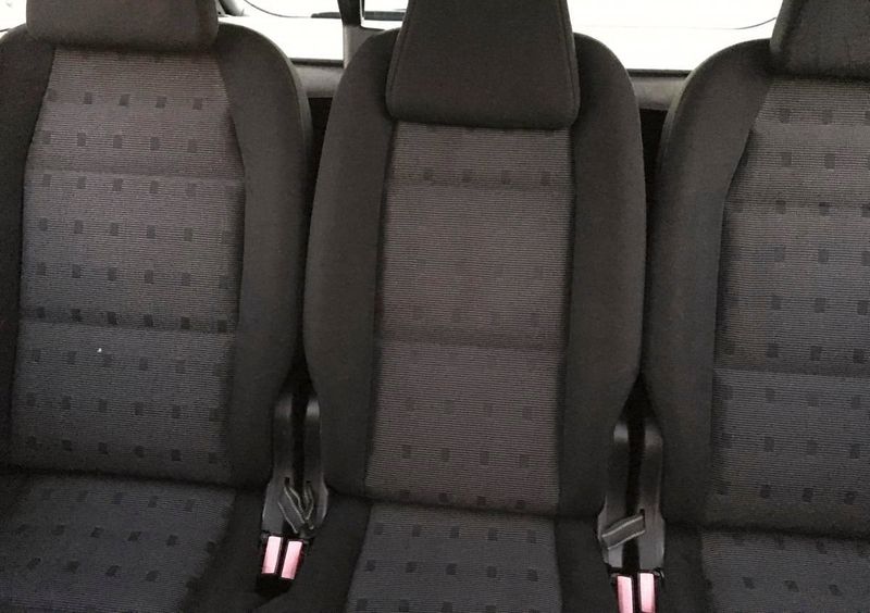 Peugeot 307 • 2002 • 235,000 km 5