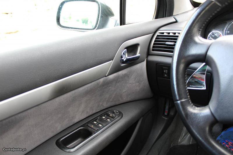 Peugeot 407 • 2004 • 200,000 km 4