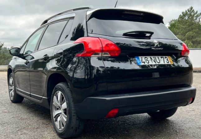 Peugeot 2008 • 2013 • 215,000 km 4