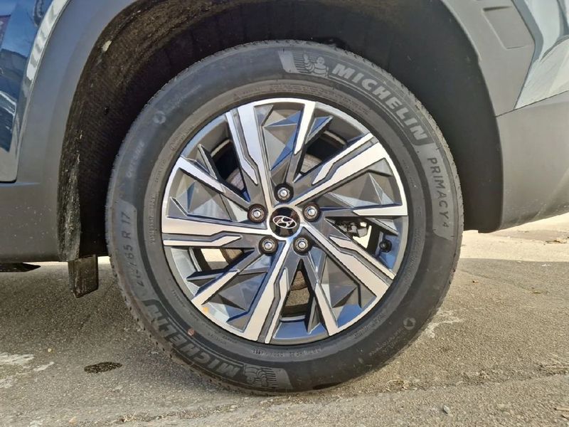 Hyundai Tucson • 2024 • 3,000 km 7