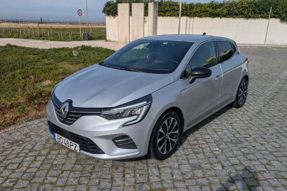 Renault Clio • 2023 • 29,000 km 1