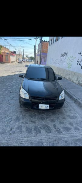Chevrolet Chevy Van Classic • 2009 • 125,000 km 4