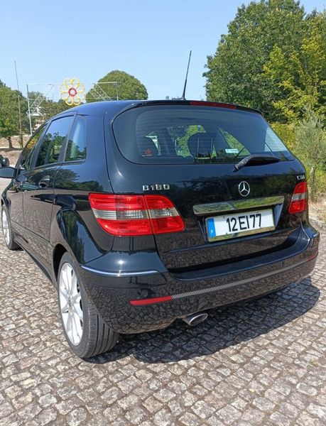 Mercedes-Benz Class B • 2007 • 180,000 km 3