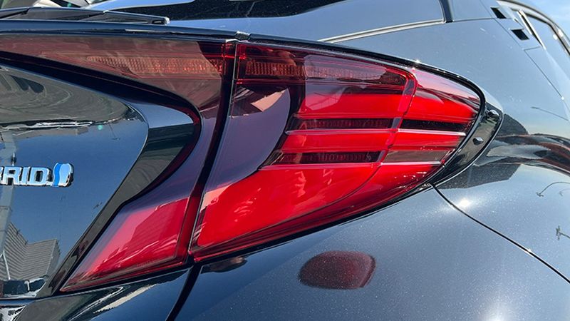 Toyota C-HR • 2022 • 29,936 km 9