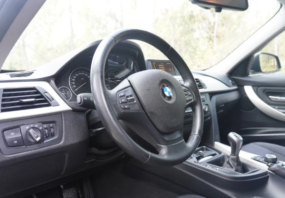 BMW 3 Series • 2013 • 228,000 km 5