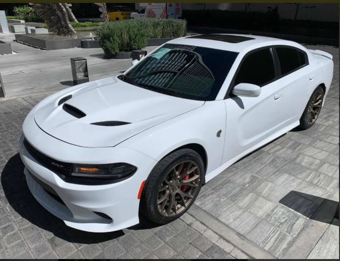 Dodge Charger • 2017 • 90,000 km 1