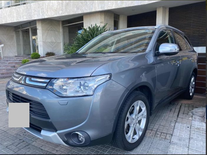 Mitsubishi Outlander • 2016 • 91,000 km 1