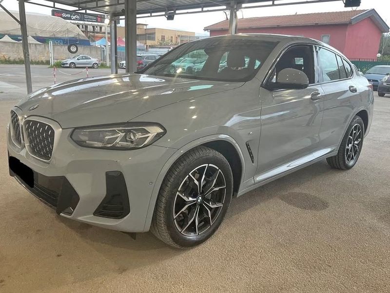 BMW X4 • 2023 • 7,701 km 2