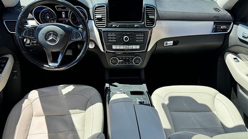 Mercedes-Benz GLE-Class Coupe • 2018 • 122,500 km 5